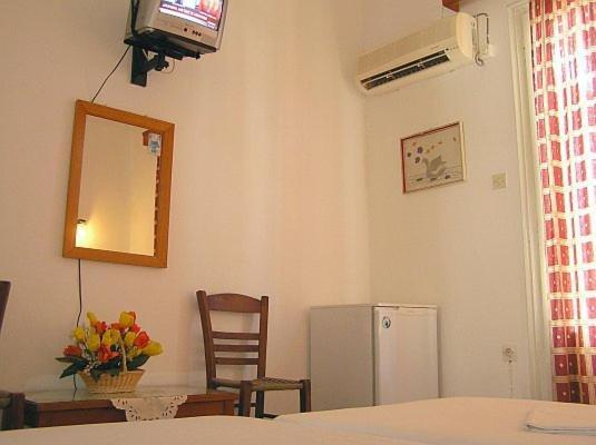 Hotel Maroulis Naxos City Bilik gambar